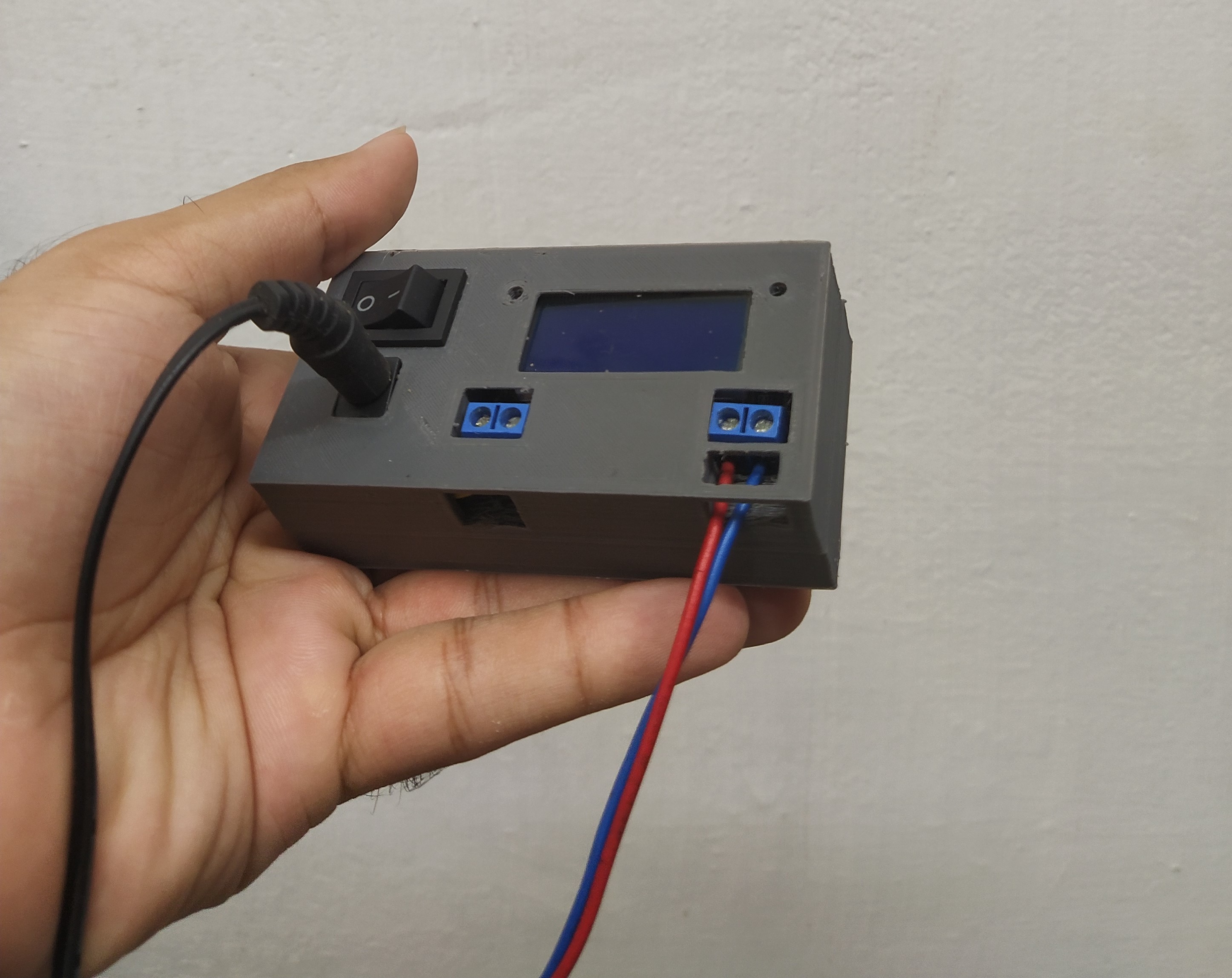DC Variable Power Supply — 3D Printed Enclosure